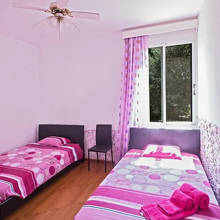 Celebrity Jamie Laing Hotel 3*